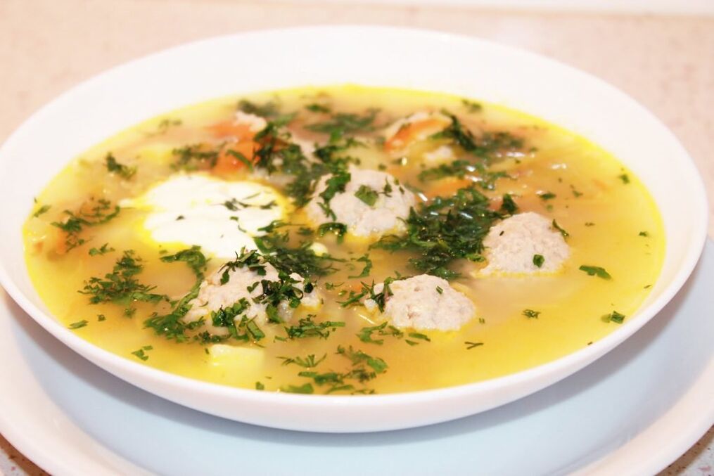 La soupe aux boulettes de viande est idéale pour la phase « Alternance » du régime Dukan